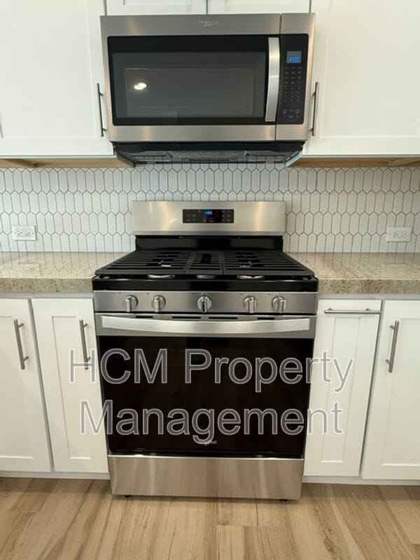 Building Photo - 3328 Paseo Halcon