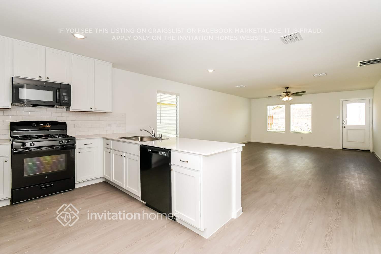 Building Photo - 1712 Poptic Ln