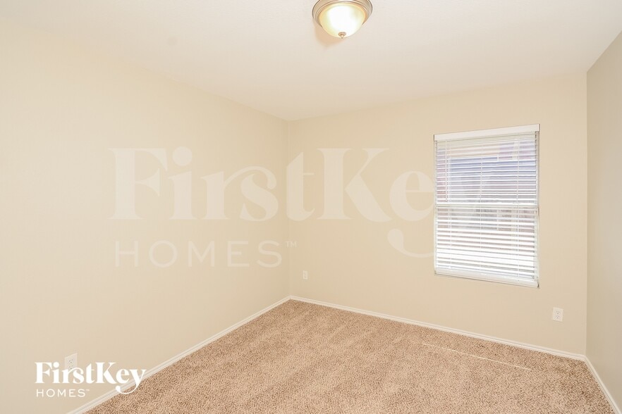 Building Photo - 1207 Bellevue Dr