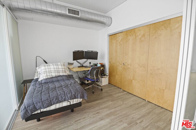 Building Photo - 1111 S Grand Ave