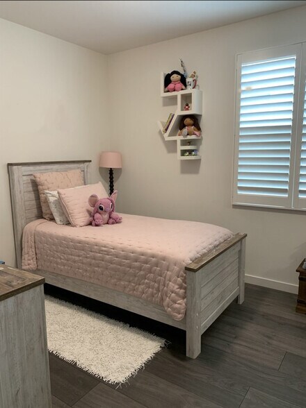 Bedroom #4 - 341 Magnet