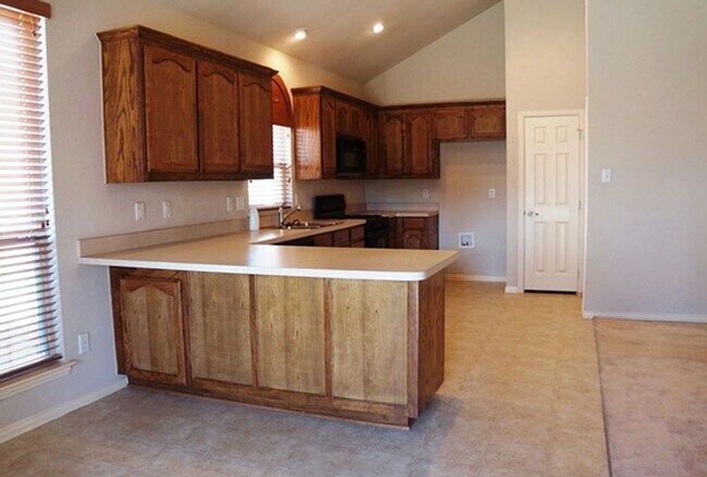 Building Photo - 2756 Red Wolf Dr