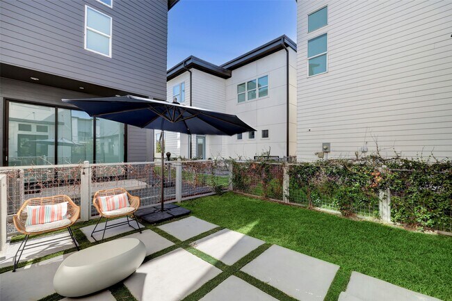 Building Photo - 9809 Mocking Bird Hill Ln