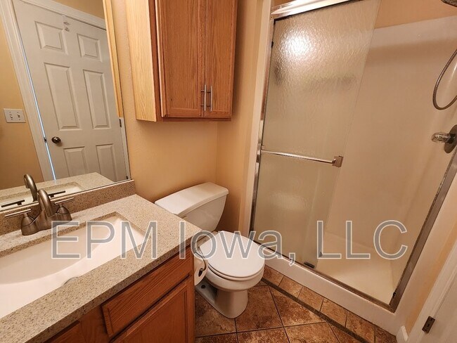 Building Photo - 5450 Prairie Ridge Ave
