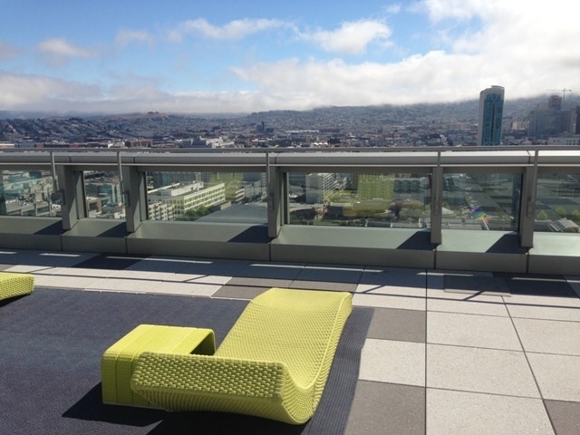 Building Photo - EPIC REA: GORGEOUS 1BD/ 1BA Condo w/ Amazing Views & Fabulous Rooftop