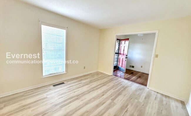 Building Photo - 1828 Jacobs Ln