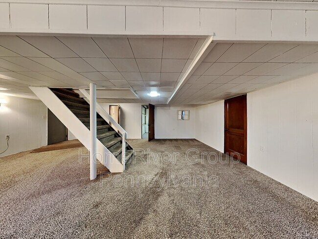 Building Photo - 1962 Shady Oak Dr