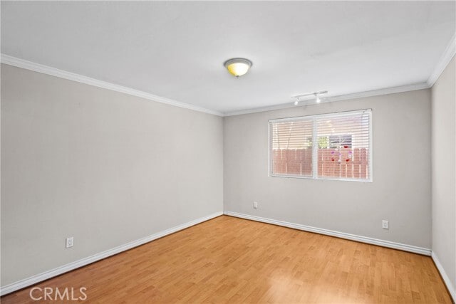 Building Photo - 18123 Delano St