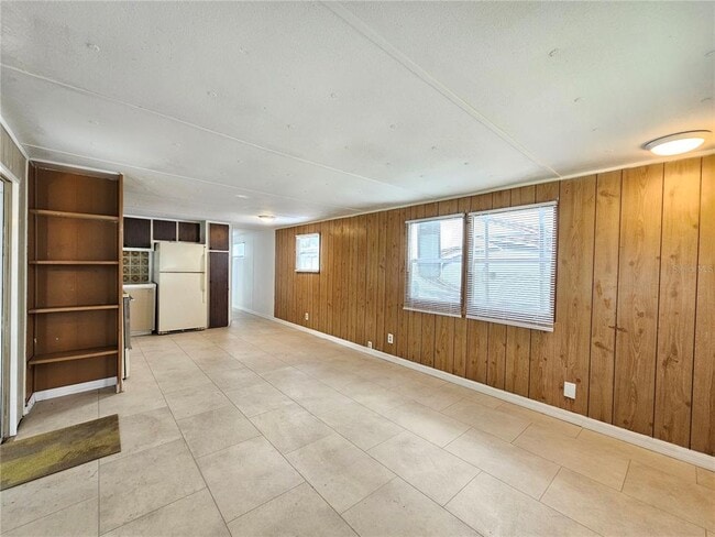 Building Photo - 503 Longfellow Blvd