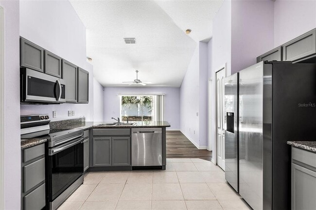 Building Photo - 5033 Glenburne Dr