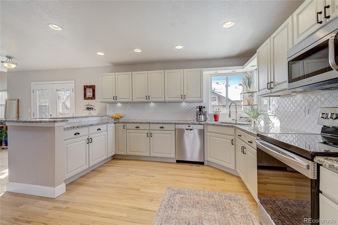 Building Photo - 1714 Foxfield Dr