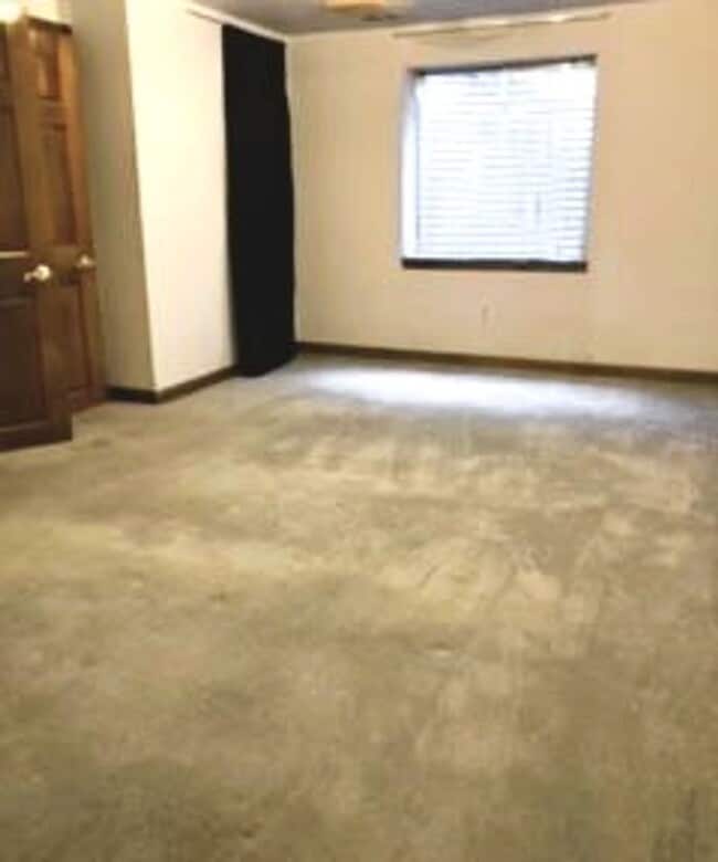 Building Photo - Private Rental Unit in lower level of Litt...