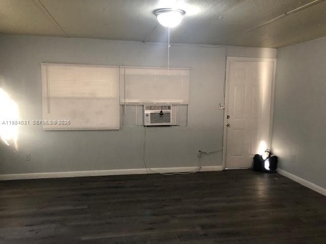 Building Photo - 10534 Marina Way