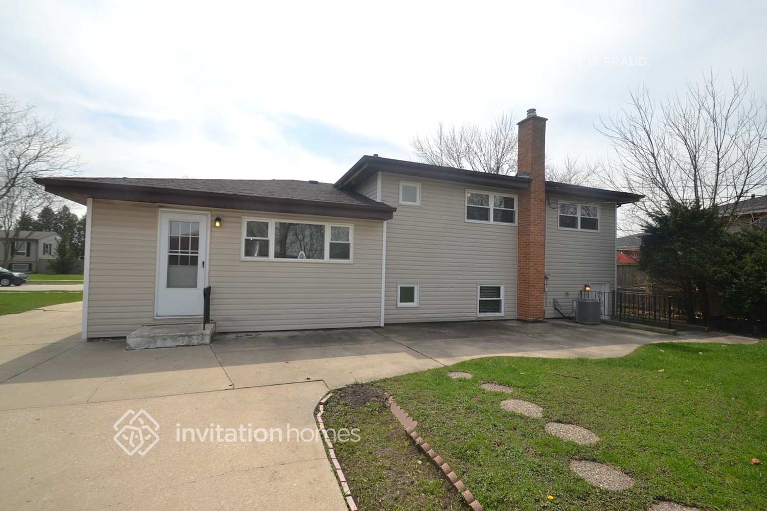 Building Photo - 150 E Winthrop Ave