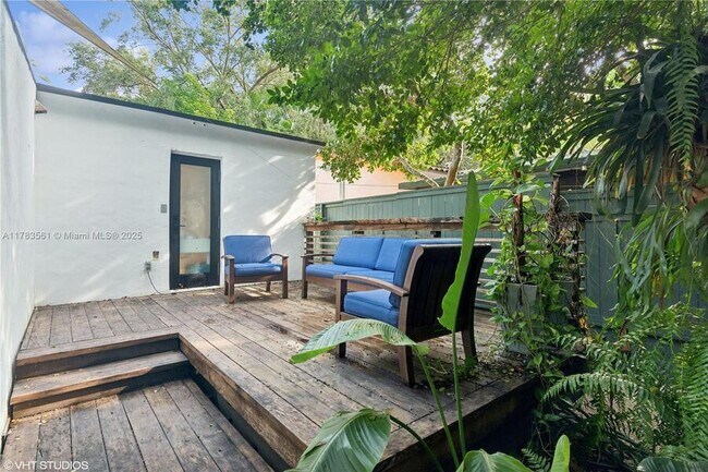 Building Photo - 3794 Irvington Ave