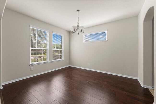 Building Photo - 18115 Fernwood Bend Dr