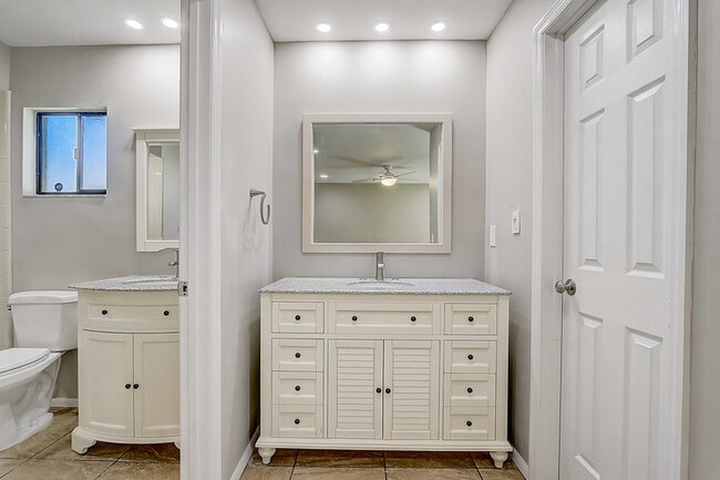 Building Photo - 6320 Edge O Grove Cir