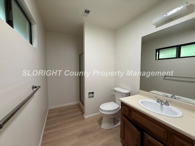 Building Photo - AVAILABLE NOW - 2 Bed / 2.5 Bath Downtown SLO