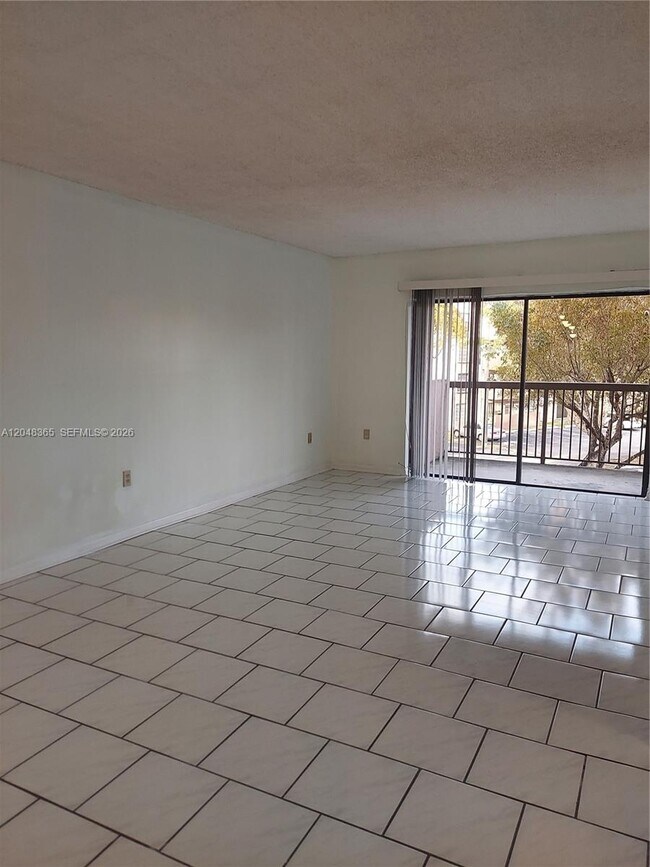 Building Photo - 5800 SW 127th Ave