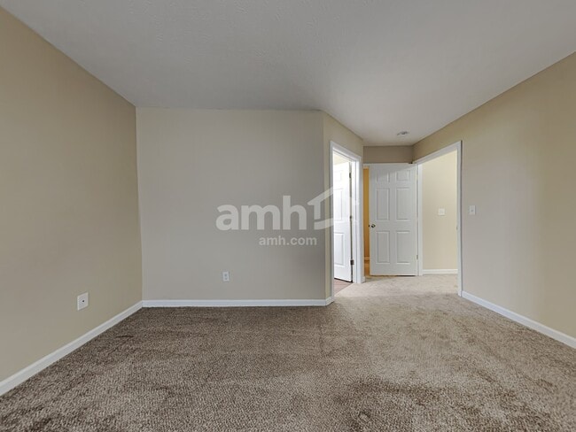 Building Photo - 268 Indian Lake Dr