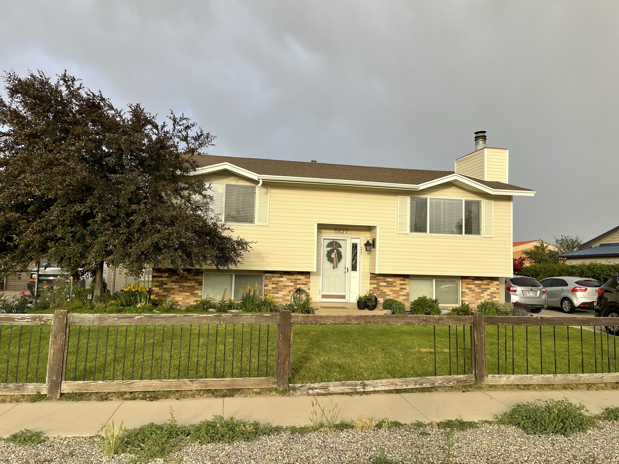 Building Photo - 5627 S Sarah Jane Dr