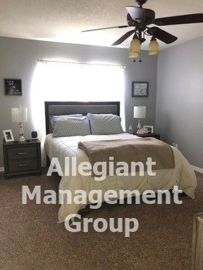 Building Photo - 3 Bedroom Townhome for Rent in Amber Pointe