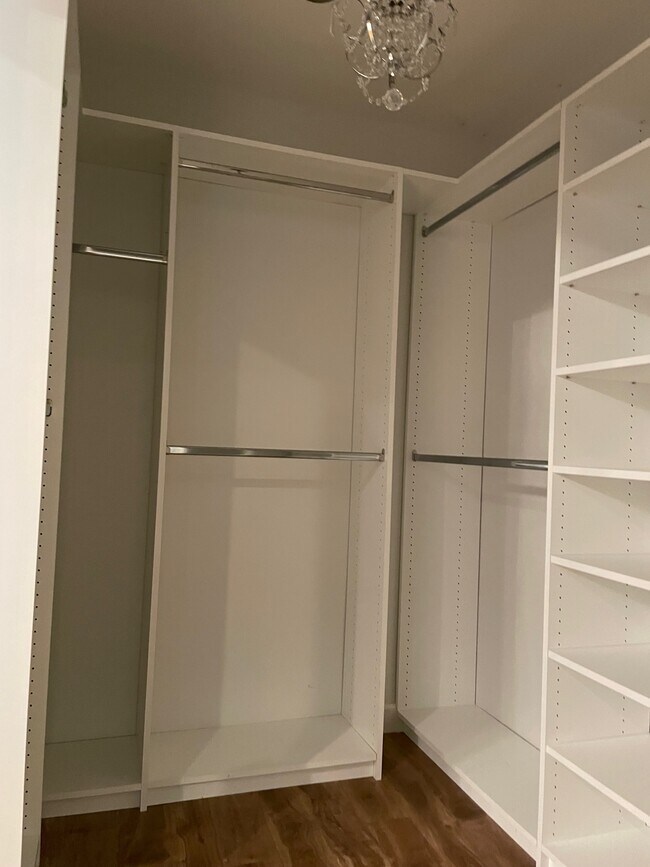 Walk-in Closet - 5008 W Slauson Ave