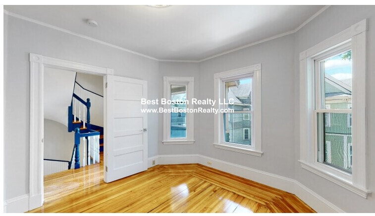 Building Photo - 57 Hawthorne St