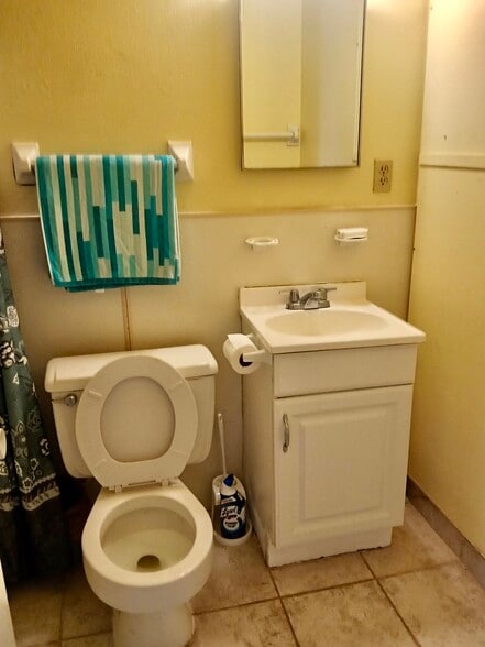 Building Photo - 8401 N Atlantic Ave