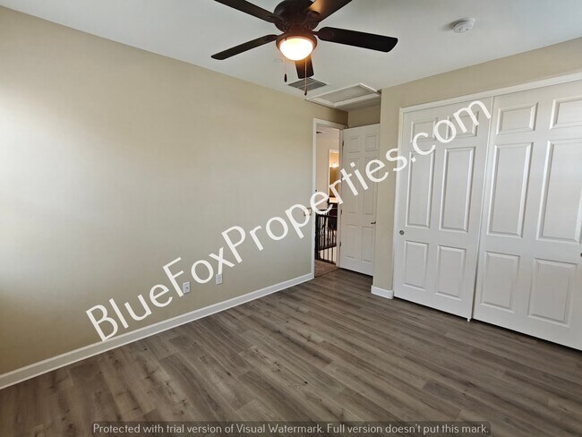 Building Photo - 8545 N Gaetano Loop