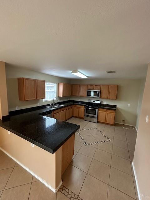 Building Photo - 12 19th St