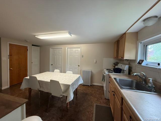 Building Photo - 57 Hall Ave