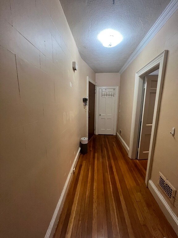 Building Photo - 62 Bellvista Rd