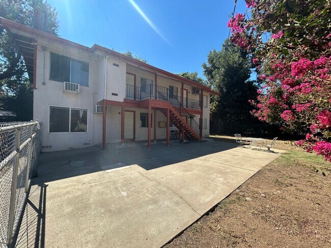 Building Photo - 618 Rancheria Dr