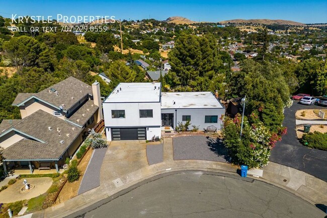 Building Photo - Stunning Home with Mt. Diablo Views in Eas...