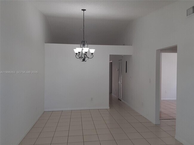 Building Photo - 11449 NW 89th Ct