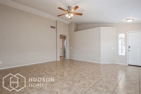 Building Photo - NOW AVAILABLE! - 8347 W Columbine Dr, Peor...