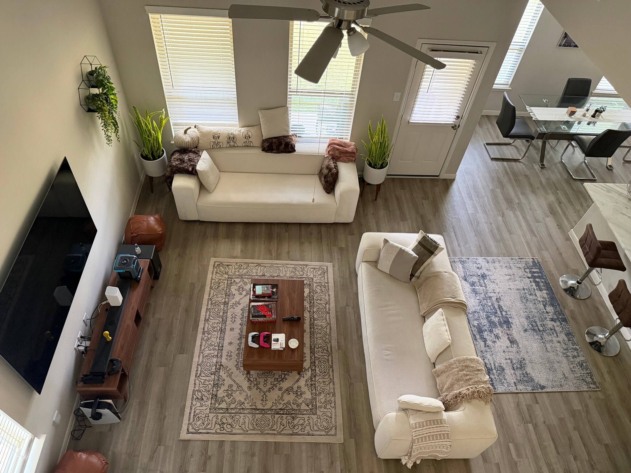 Building Photo - 27094 Grey Fox Run