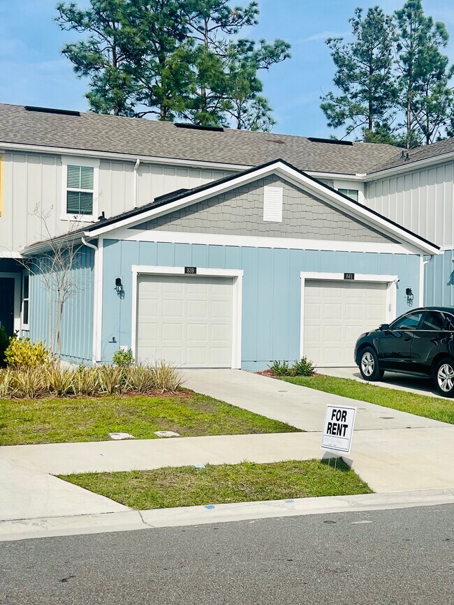 Building Photo - 839 Observatory Pkwy