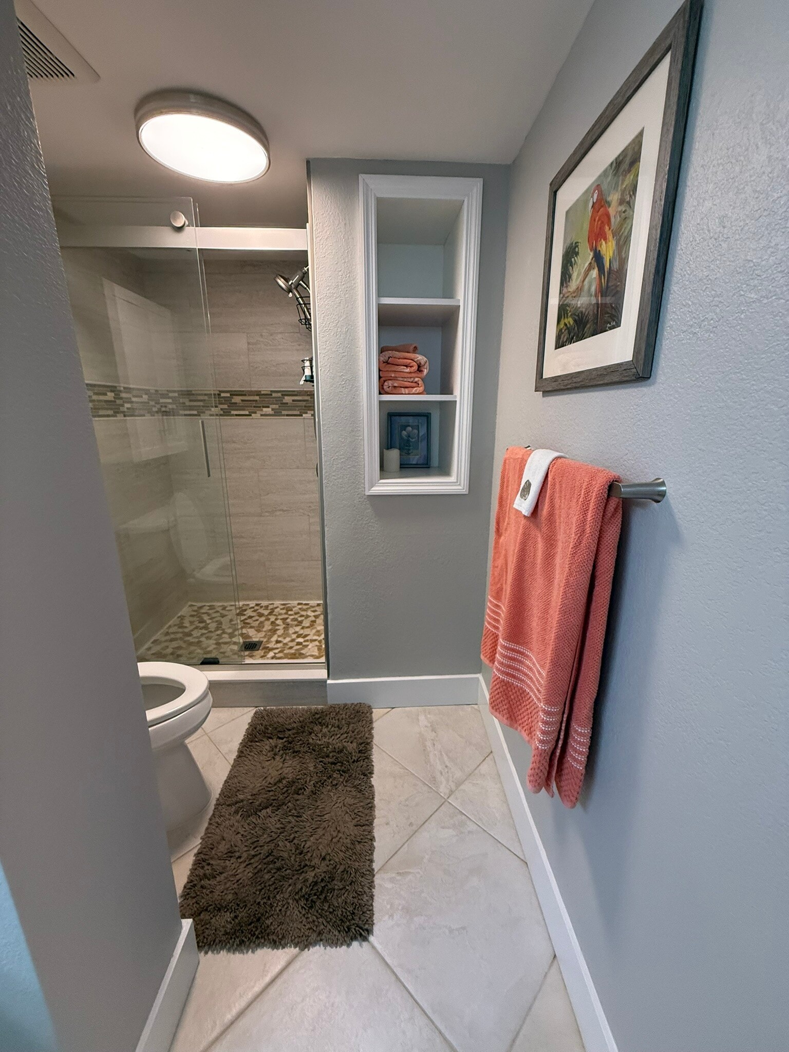 Primary Bathroom - 7560 Bay Island Dr S