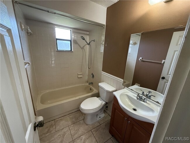 Building Photo - 7630 W Homosassa Trail