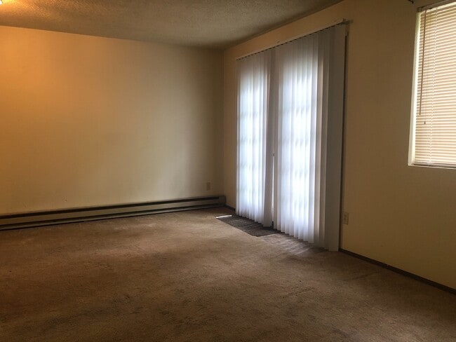 Building Photo - 2507 1/2 B Street