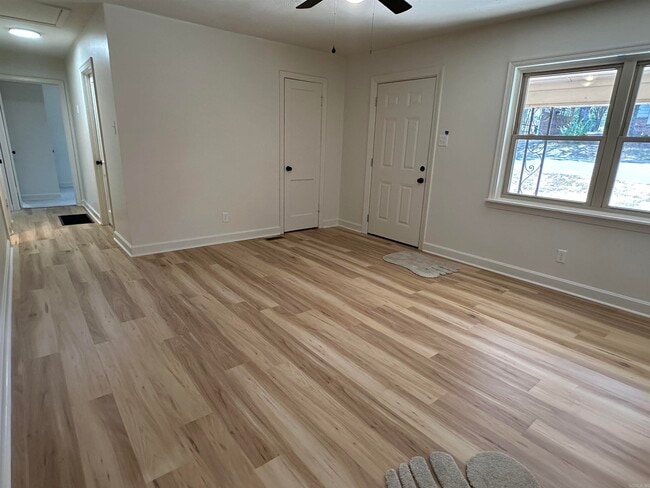 Building Photo - 4423 West Dr
