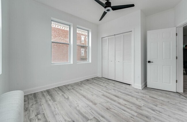 Building Photo - 103 Westover Pl