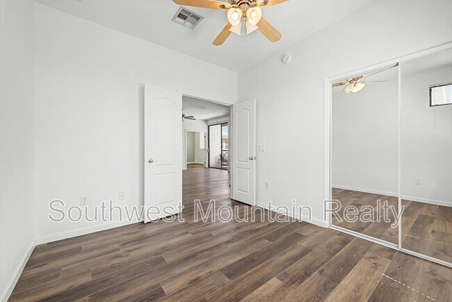 Building Photo - 6900 E Princess Dr