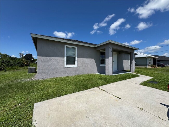 Building Photo - 8036 Buttercup Cir