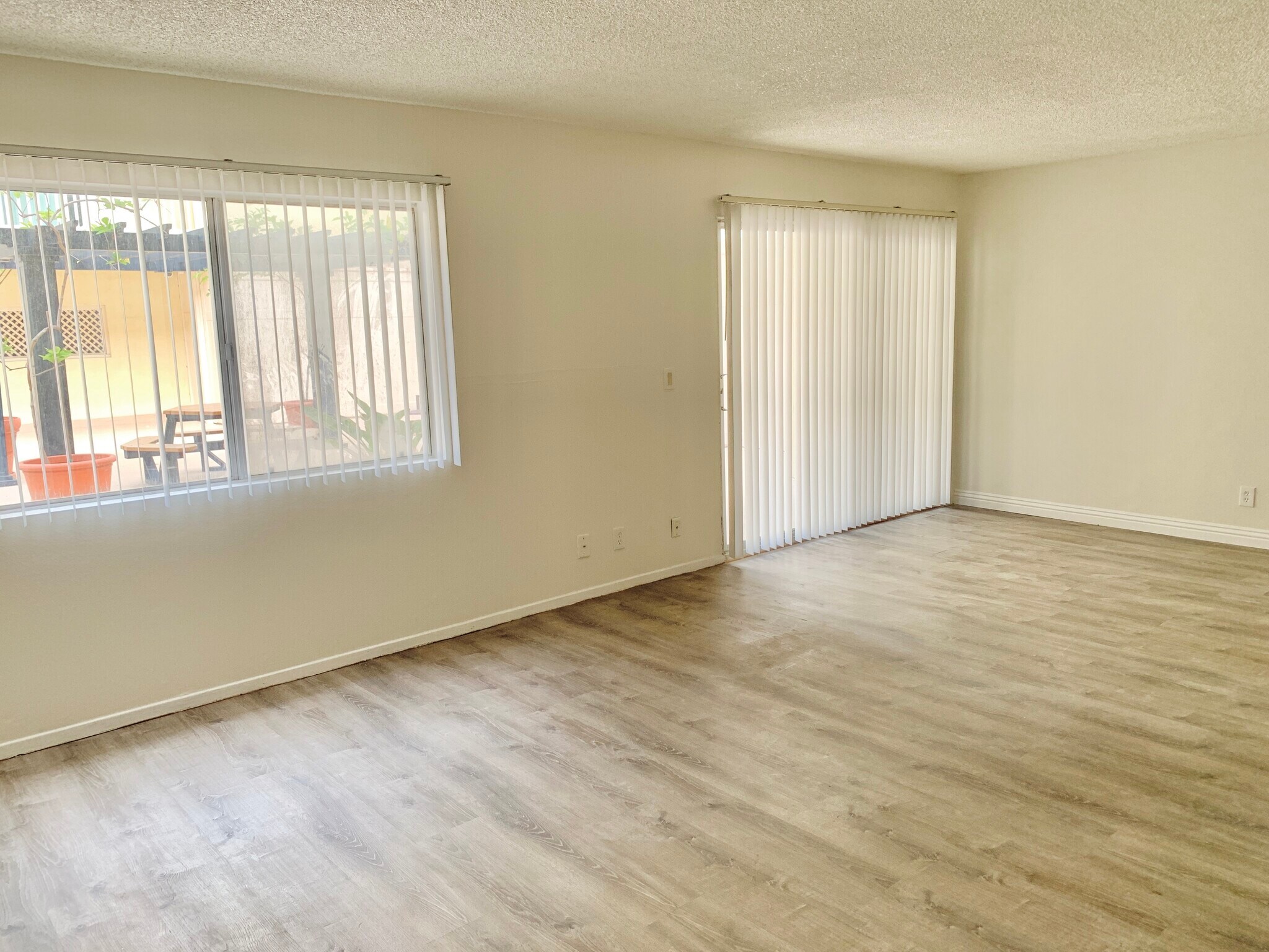 Building Photo - 1707 Pacific Coast Hwy