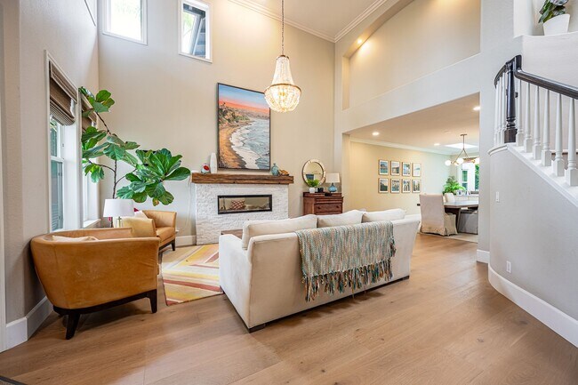 Building Photo - Resort-Style Encinitas Estate with Pool UNFURNISHED