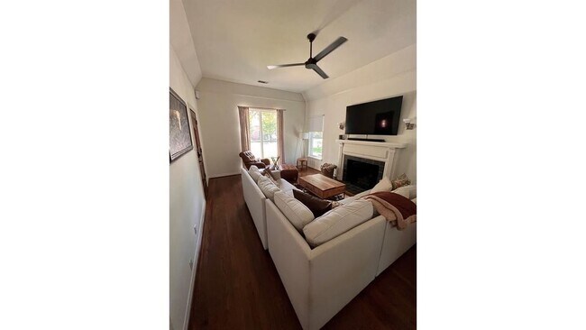 Building Photo - 6167 Vickery Blvd
