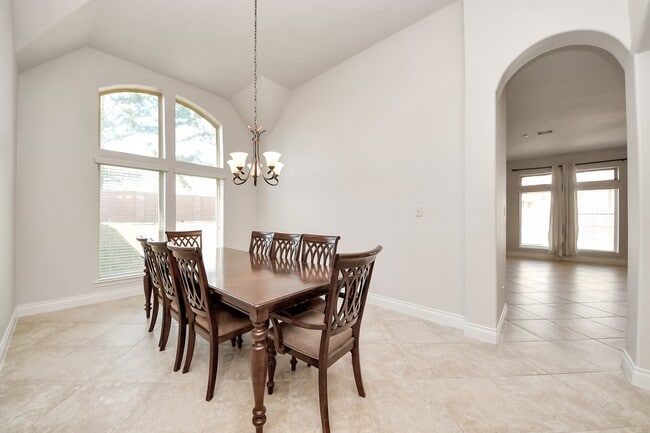 Building Photo - 2429 Lost Bridge Ln